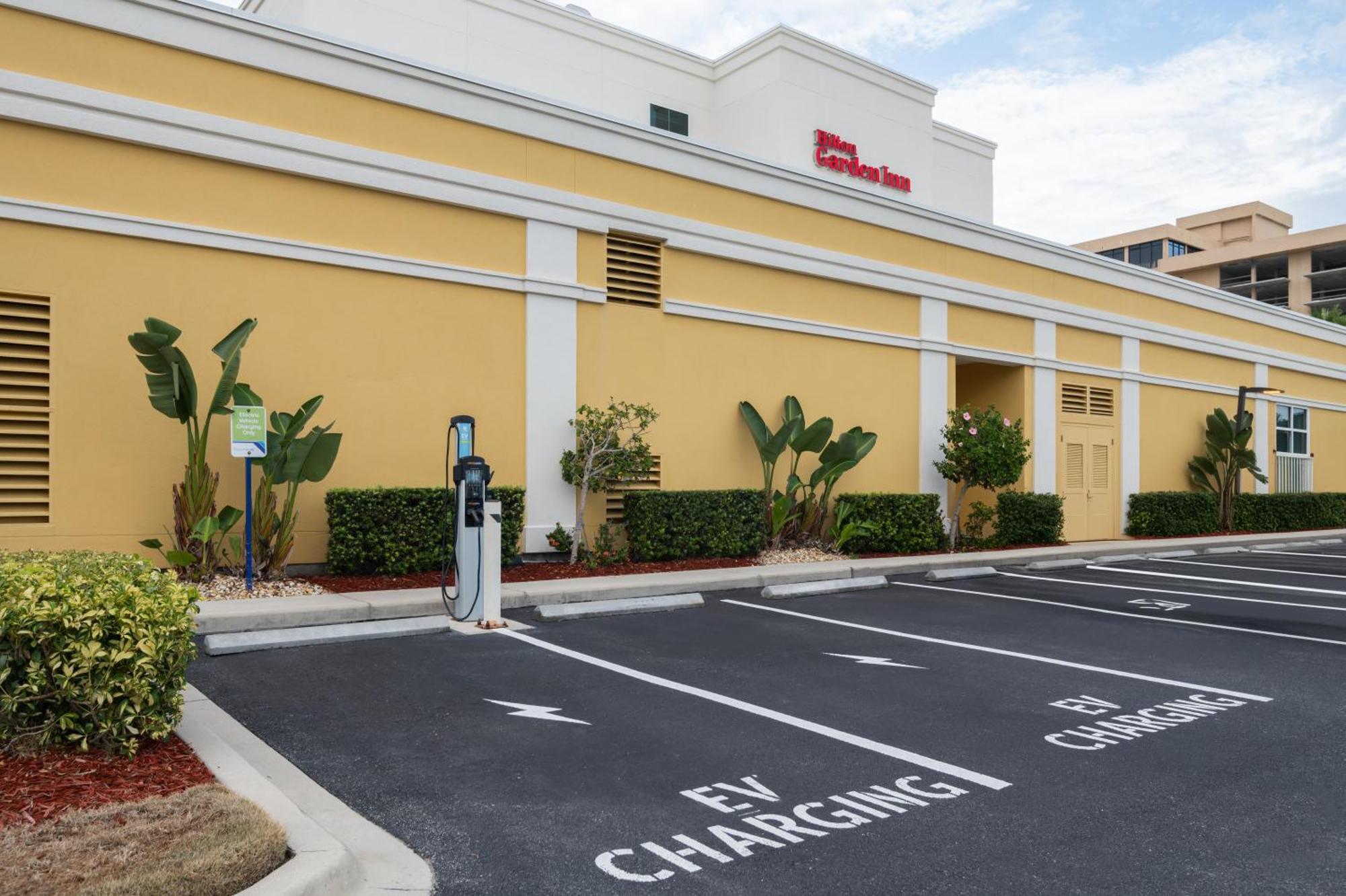 Hilton Garden Inn Daytona Beach Oceanfront Exterior foto