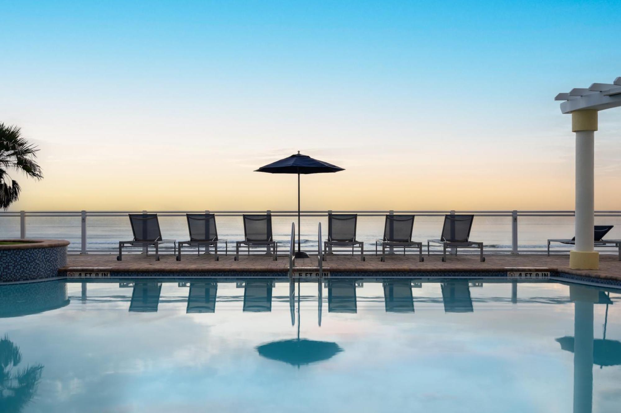 Hilton Garden Inn Daytona Beach Oceanfront Exterior foto