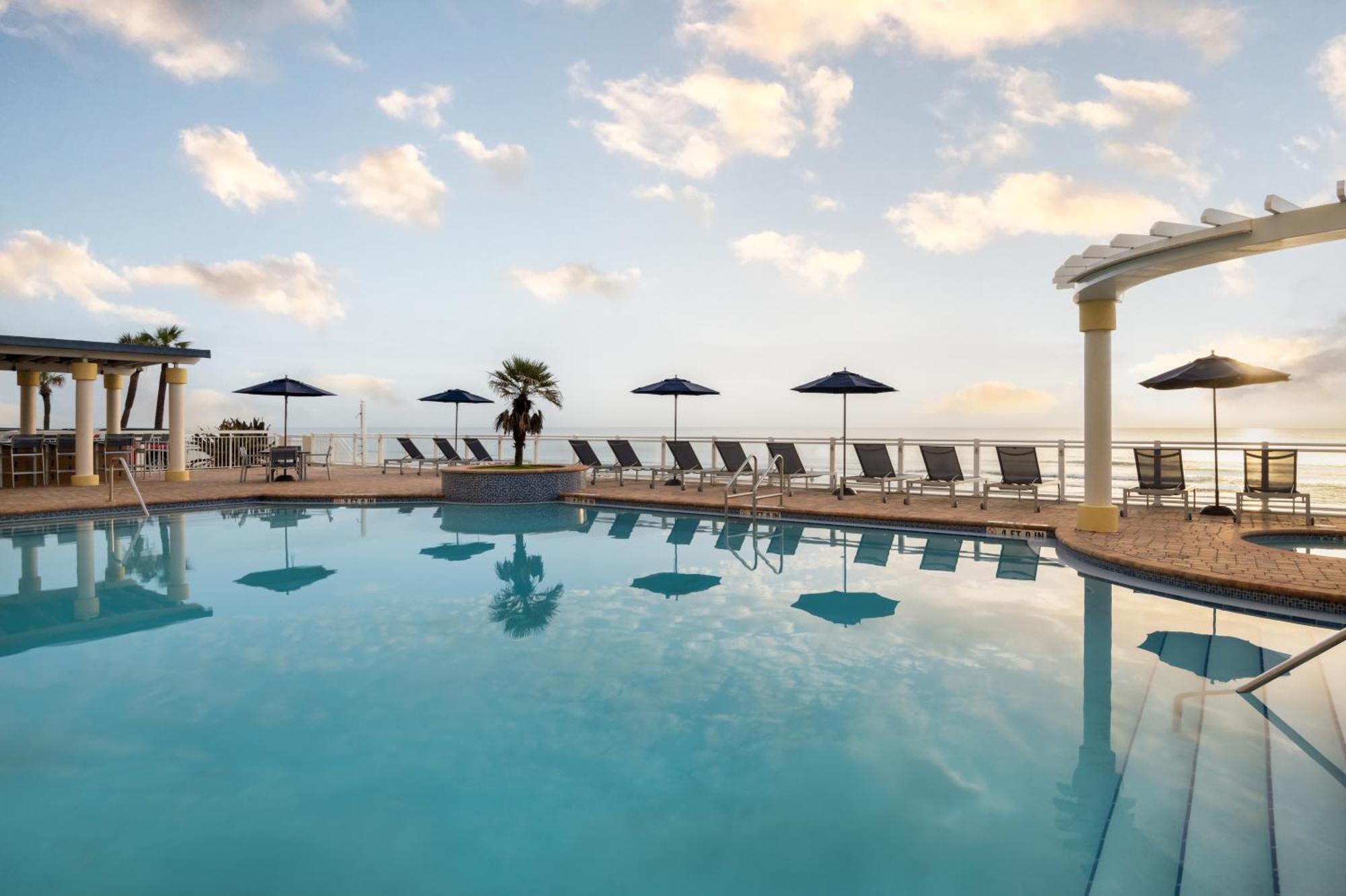 Hilton Garden Inn Daytona Beach Oceanfront Exterior foto