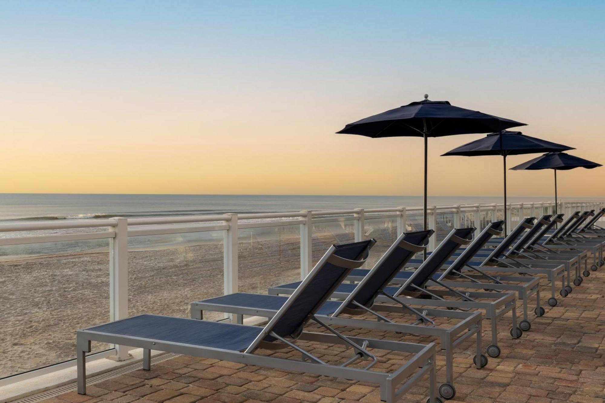 Hilton Garden Inn Daytona Beach Oceanfront Exterior foto